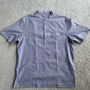 lululemon short sleeve button up mock neck Large Men Purple.
